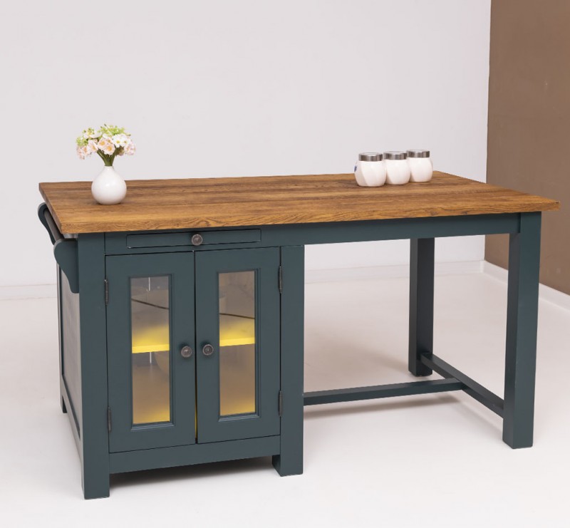 #682 Kitchen island in three colors